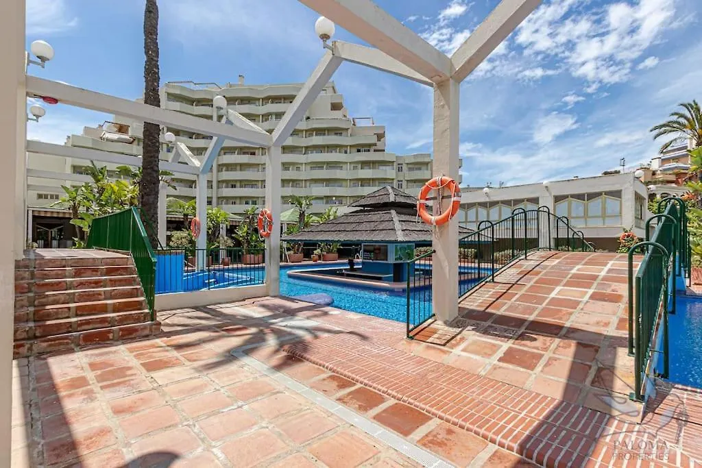 Apt Benalbeach Sunny With Sea Views Benalmadena Spain